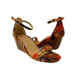 (NWOT) KENNETH COLE REACTION - CAKE ICING OPEN TOE WEDGE SANDAL